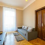 центр на вулиці проспект шевченка 12 навпроти макдональса з балконом Apartment *