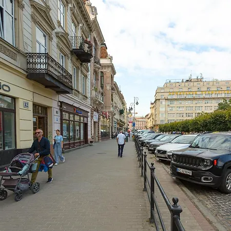 Lägenhet центр на вулиці проспект шевченка 12 навпроти макдональса з балконом Lviv