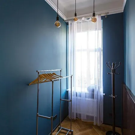 Apartament центр на вулиці проспект шевченка 12 навпроти макдональса з балконом