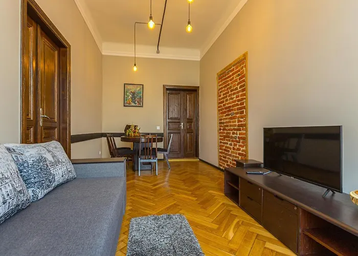 центр на вулиці проспект шевченка 12 навпроти макдональса з балконом * 리비프