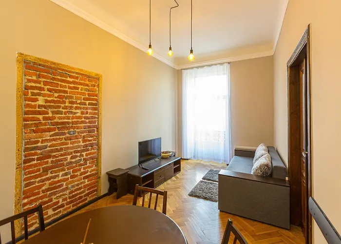 Lägenhet центр на вулиці проспект шевченка 12 навпроти макдональса з балконом *